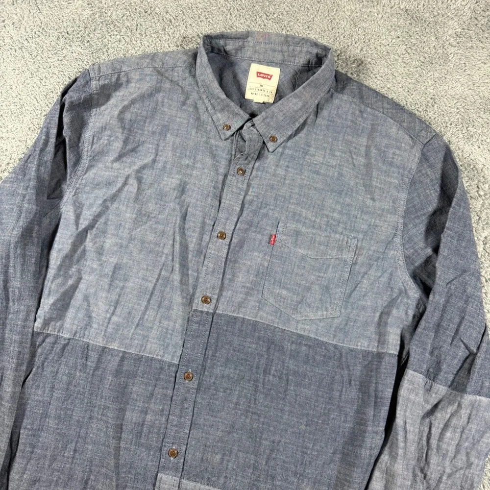 Levis levi button